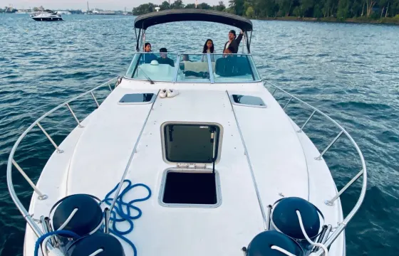 34' Party Yacht in Toronto