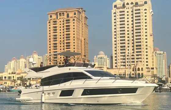 ENJOY LUXURY MAJESTY 50ft IN DOHA 12 guest