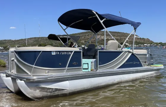 Beautiful 2017 South Bay Tri-Toon with 150Hp Engine Available In Granite Shoals