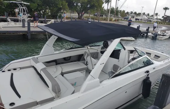 27ft Four Winns Deck Boat