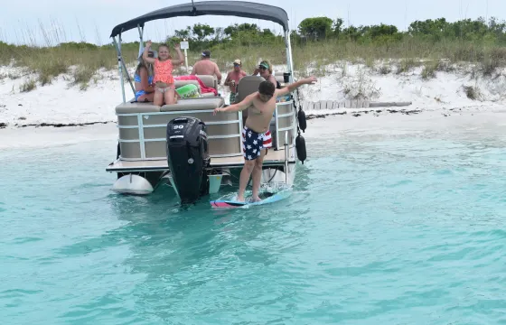 12 ppl- Pontoon to enjoy the beauty of Crab Island and Emerald Coast!