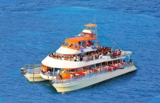 Weddings Boat for 250 people Cancun