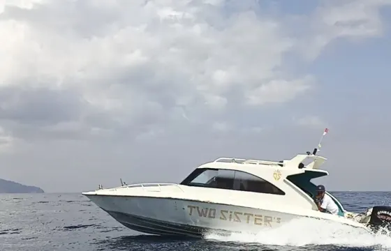 Private Boat Transfer: Lombok to the Gili Islands