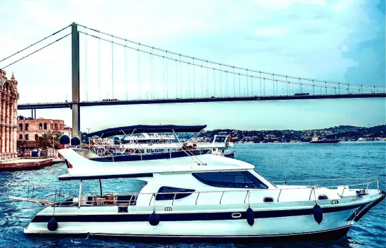 Luxury 58ft Yacht Bosphorus Tours Istanbul - 15 Guest Capacity