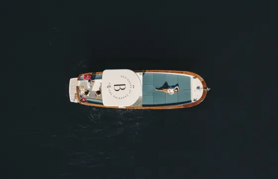 Gozzo Vittoria 33ft – Private Cruise Charter