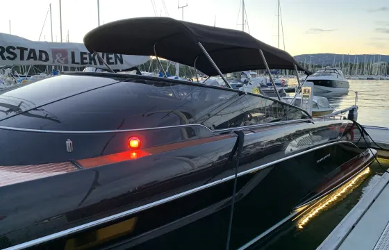 Rivamare 38 Experience the Oslofjord in this beautiful boat