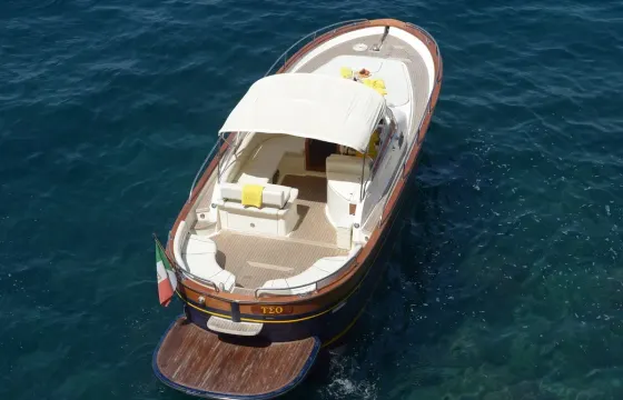 Apreamare 38' Motor Yacht in Praiano, Campania