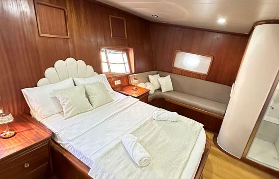 Luxury gulet with a capacity of 12 people in Marmaris region(2023 Model)