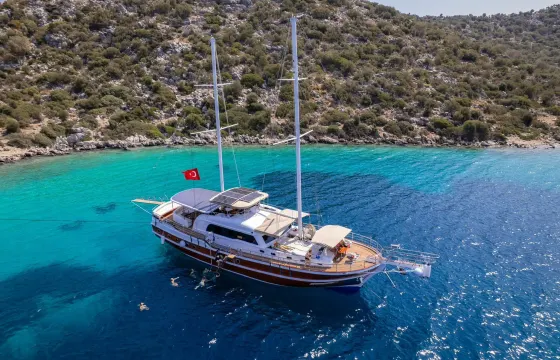 Luxury gulet with a capacity of 12 people in Marmaris region(2023 Model)