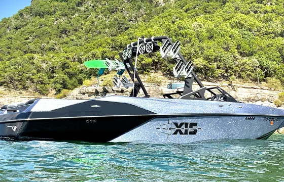 *5-STAR Wake Surf Experience on Lake Travis!!*