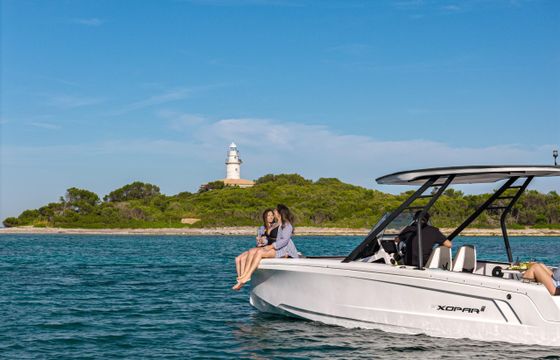 Axopar 22 T-Top in Puerto Alcudia - 7 Guest Capacity Boat Rental