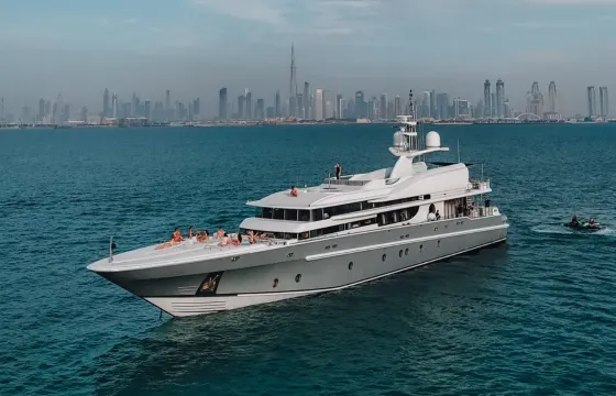 164ft Oceanfast Thunder (49 m) Superyacht Built in Australia