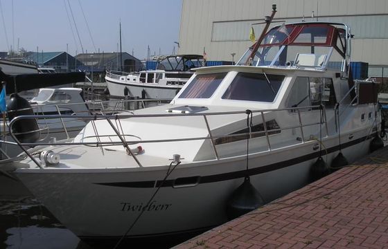 Explore the waters of Friesland, Netherlands on a 46ft Motor Yacht from Hibo