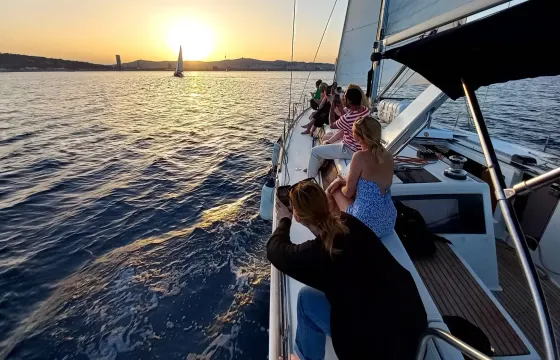 Barcelona Luxury Sunset Shared Sailing Cruise with Drinks and Snacks included