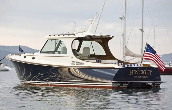 11 PPL | Hinckley Classical Venice Boat
