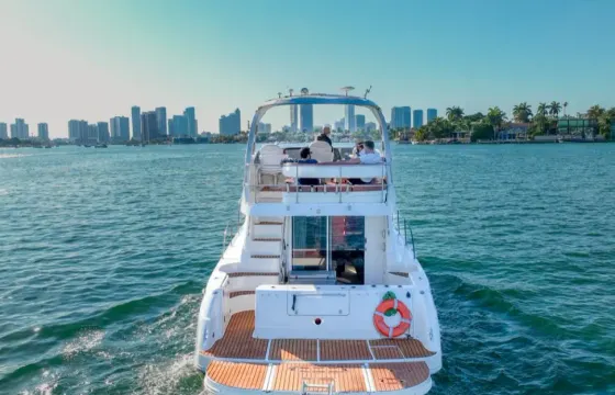 1 Hour FREE Sea Ray Sedan Bridge 50ft Yacht in Miami