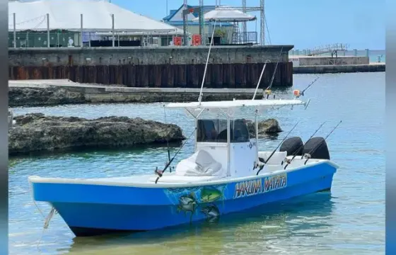Charters with Captain Bibi on a 30ft powerboat in Grand Cayman