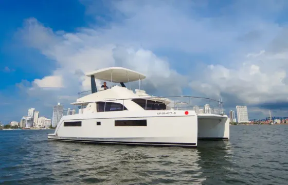 Deal of the Week! Leopard 43Ft Catamaran for Rent in Cartagena, Colombia.