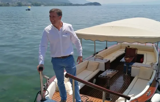 Caballero Center Console