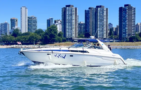 Rent a 42' Bayliner Avanti Yacht in Vancouver - Private Events & Fishing Charter
