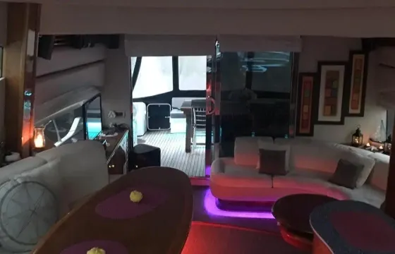 Luxury Yacht for 18 People for Rent In İstanbul, Turkey