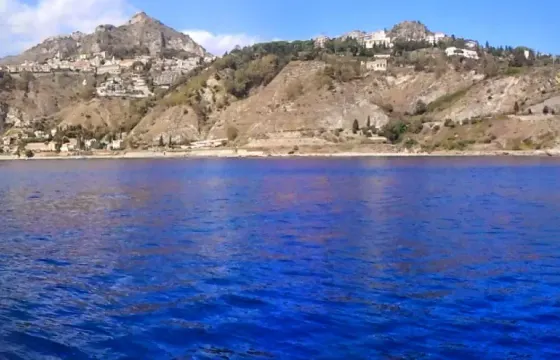 Vacation to the Aeolian Islands on a sailing boat