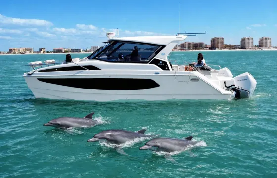 36ft Aquila Power Catamaran With Premium Sound System