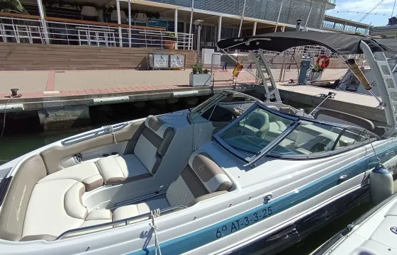 Skylark - Crownline E255 Deck Boat for rent in Alicante
