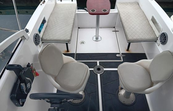 17ft Cozy Boat in Puerto Banus