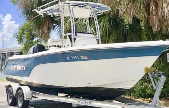 Enjoy life on the water! 24' Sea Fox Center Console