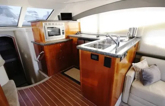 Cruisers 47 | Big Flybridge | 2022 Refit