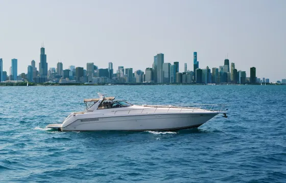 50' Sea Ray Sundancer Motor Yacht for 13 Guests in Chicago, IL -July Promo