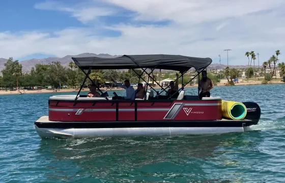 22' Viaggio Tritoon in Havasu with Licensed Captain