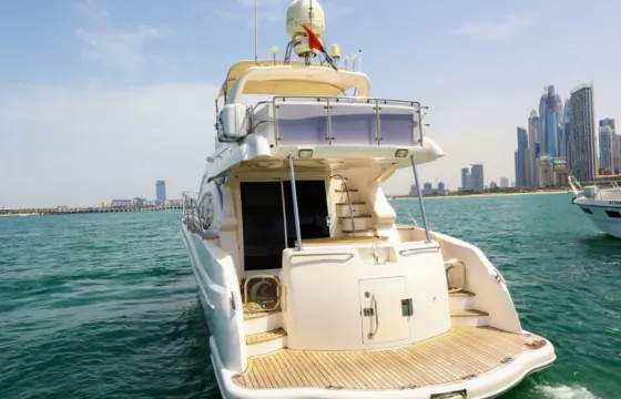 Charter Spacious 55' Yacht 3 bedroom up to 18 Guest in Dubai Marina