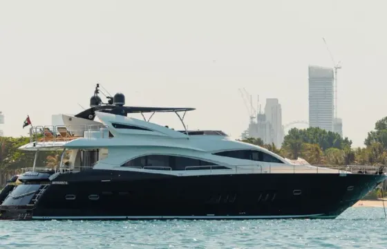 NOTORIOUS 90ft Premium Yacht