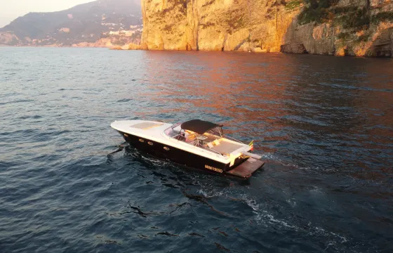 Open Yacht XL MARINE 43 in Sorrento