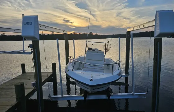18' Center Console Pocket Rocket fishing boat.