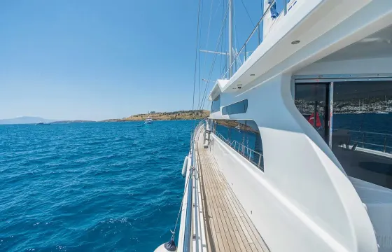 ESMA SULTAN This Wonderful Ultra Luxury Gulet  is 39 m. and for 14 People.