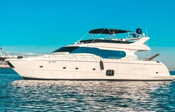 Experience Dubai on our 80ft Azimut Luxury Yacht with Jacuzzi