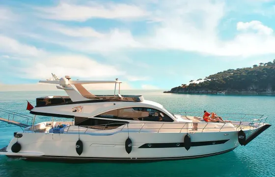 Luxury Bosphorus 39ft Sunset Cruises in Istanbul
