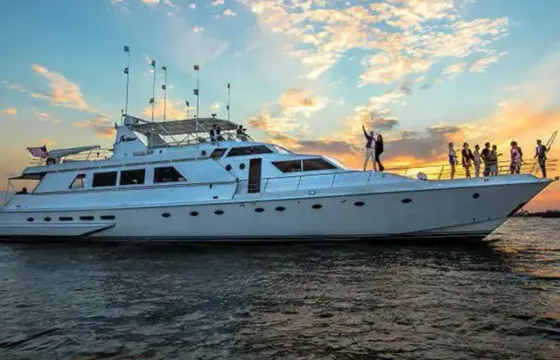 97ft Guy Couach Mega Yacht Charter in Montauk Harbor, New York