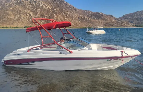 210 SS Chapparal 21ft for Daily Rental on Lake Only!