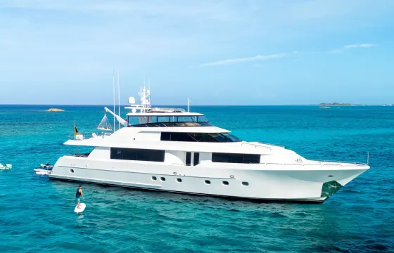 Luxe 112ft Westport with tons of water toys. Serving FL, Bahamas and New England