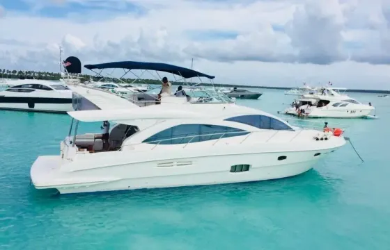 Luxury Motor Yacht in Punta Cana