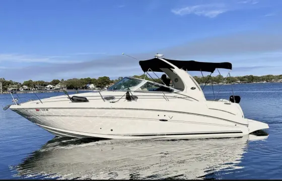 Luxury Lake Boating Experience | Well Maintained Sea Ray 300 Sundancer