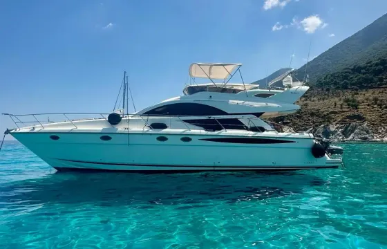 Introducing the Amilla Yacht – Your Luxurious Seafaring Escape!