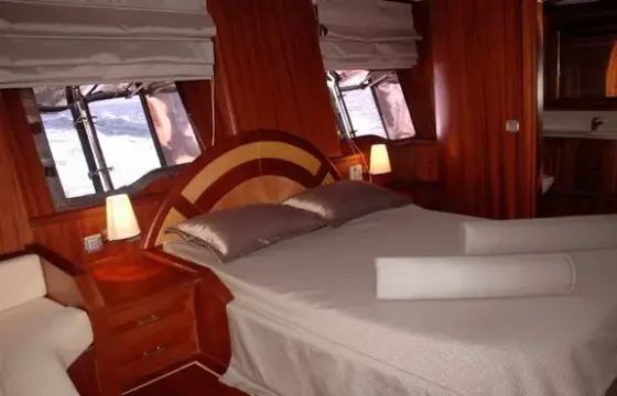 Charter Yucebey in Turkey
