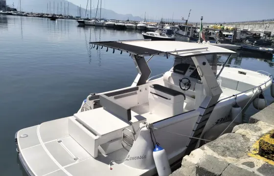 Bimax Bombastica 28 motorboat from Naples