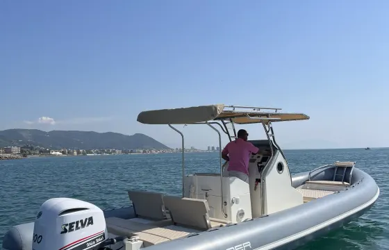 Explore Amalfi Coast on Inflatable Scanner 870 Boat