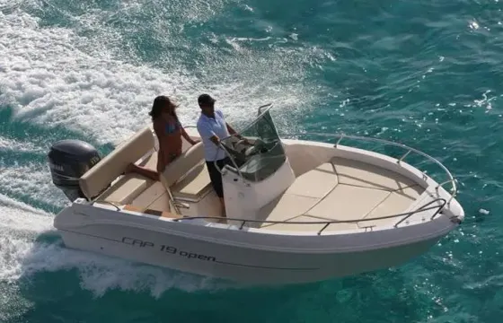 Charter 18' Cap Open Center Console in Cefalù, Italy